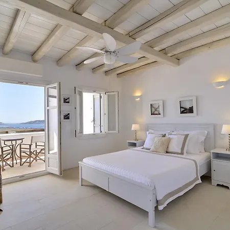 Villa Chloe *